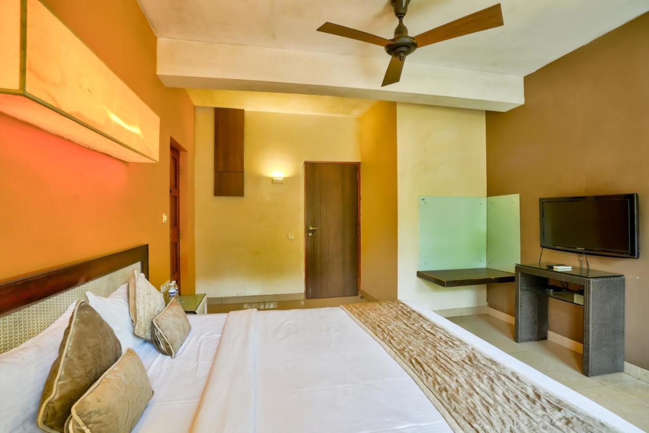 Coco Goa Resort & Apartments Extérieur photo